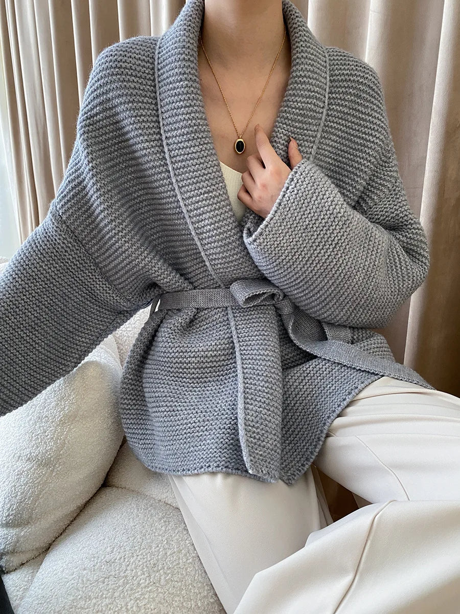 Gracefully Styled Cardigan for Any Occasion