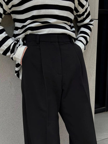 Gracefully Styled Pants for Any Occasion