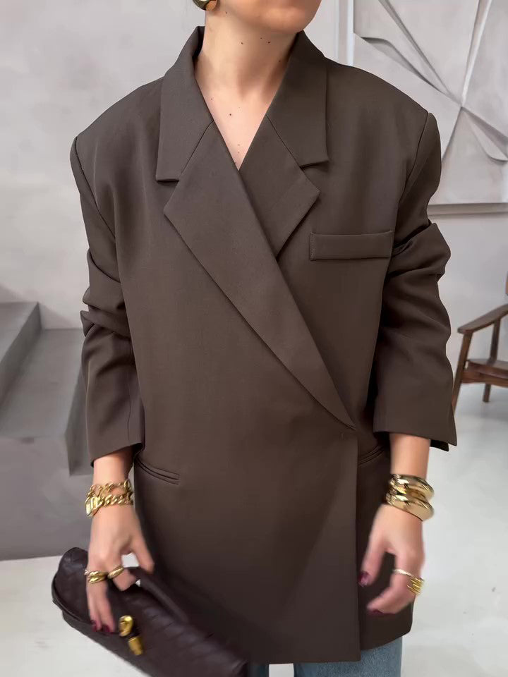 Well Tailored Garment with a Graceful Silhouette