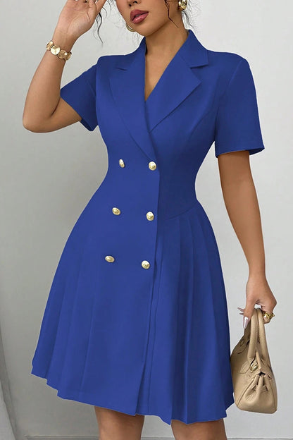 Classic Vintage & Enduringly Stylish Dress