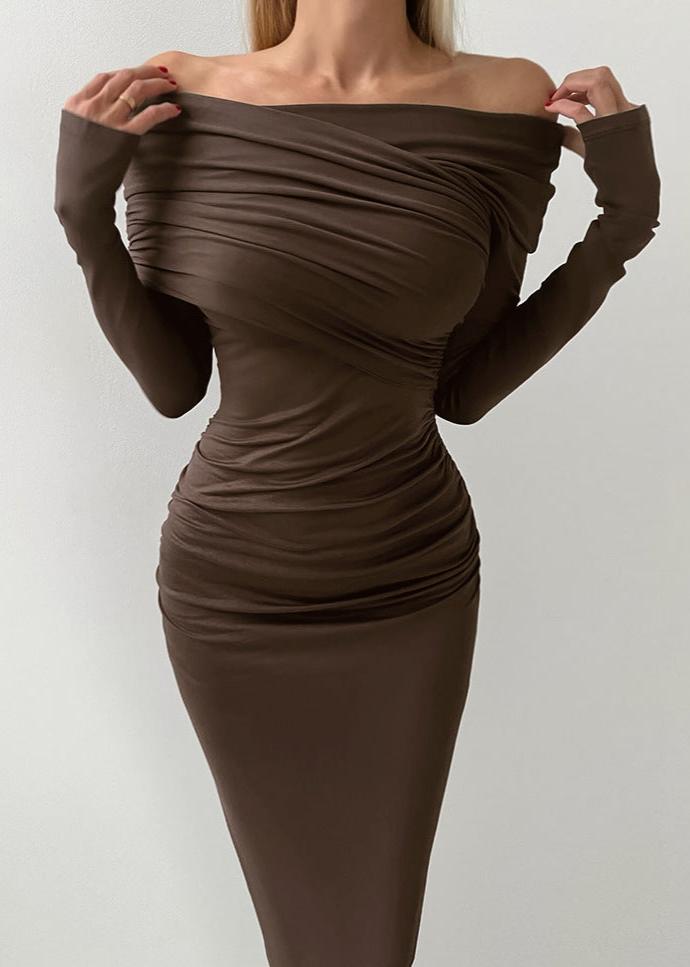 Sophisticated Dress with a Clean Classic Look