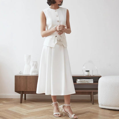 Well Tailored Garment with a Graceful Silhouette