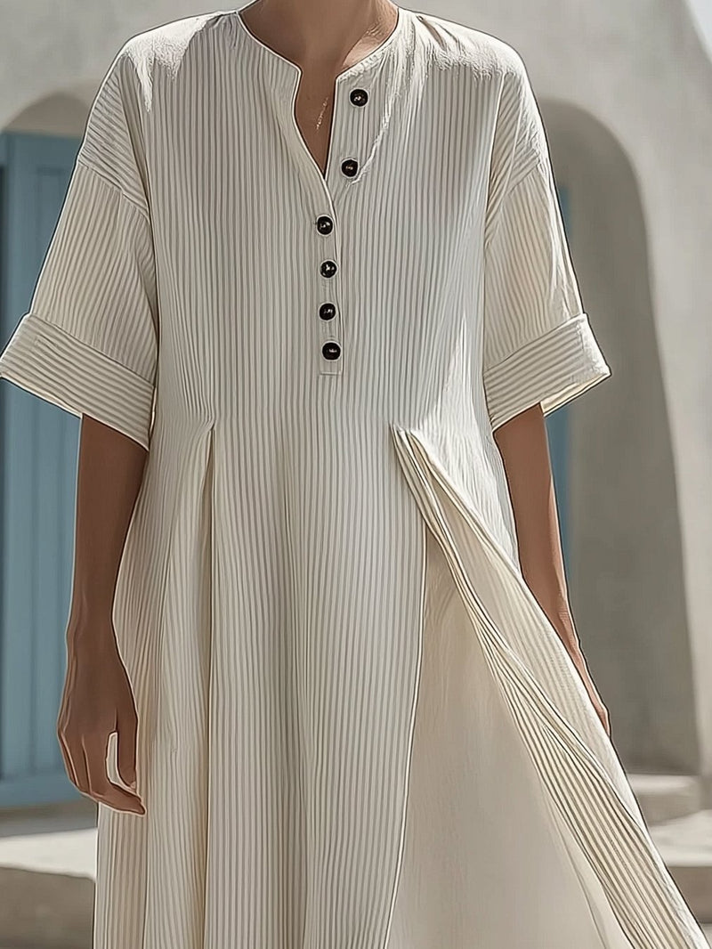 Effortlessly Elegant Dress with a Timeless Design