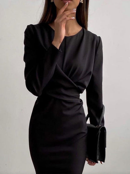 Effortlessly Elegant Dress with a Timeless Design