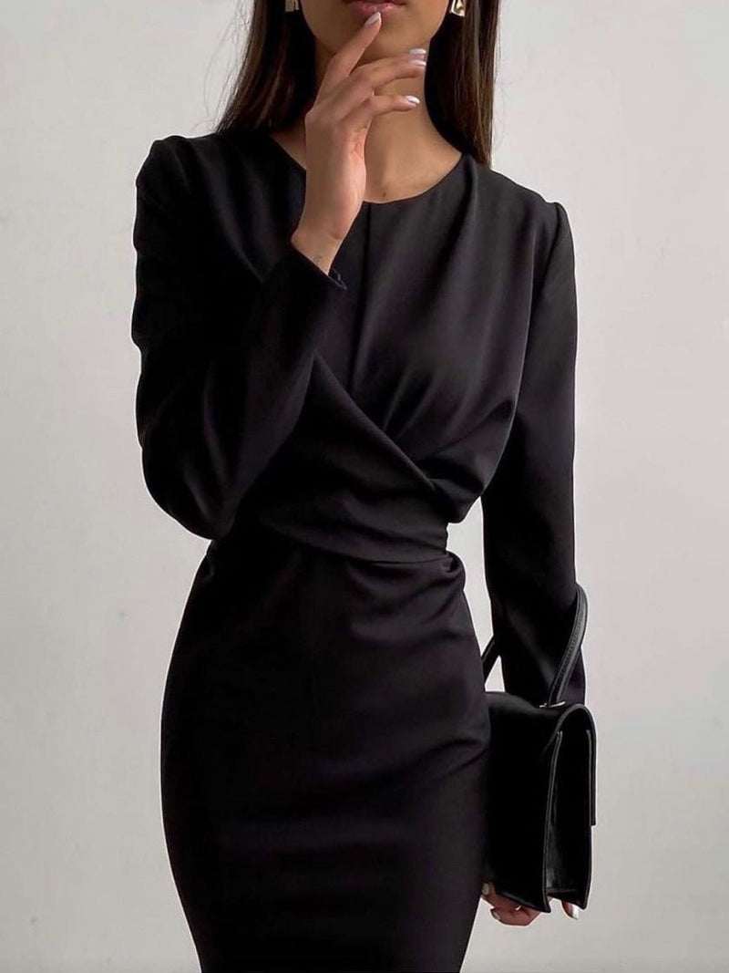 Effortlessly Elegant Dress with a Timeless Design