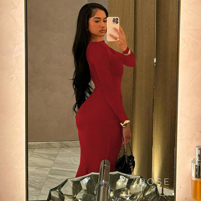 Effortlessly Elegant Dress with a Timeless Design