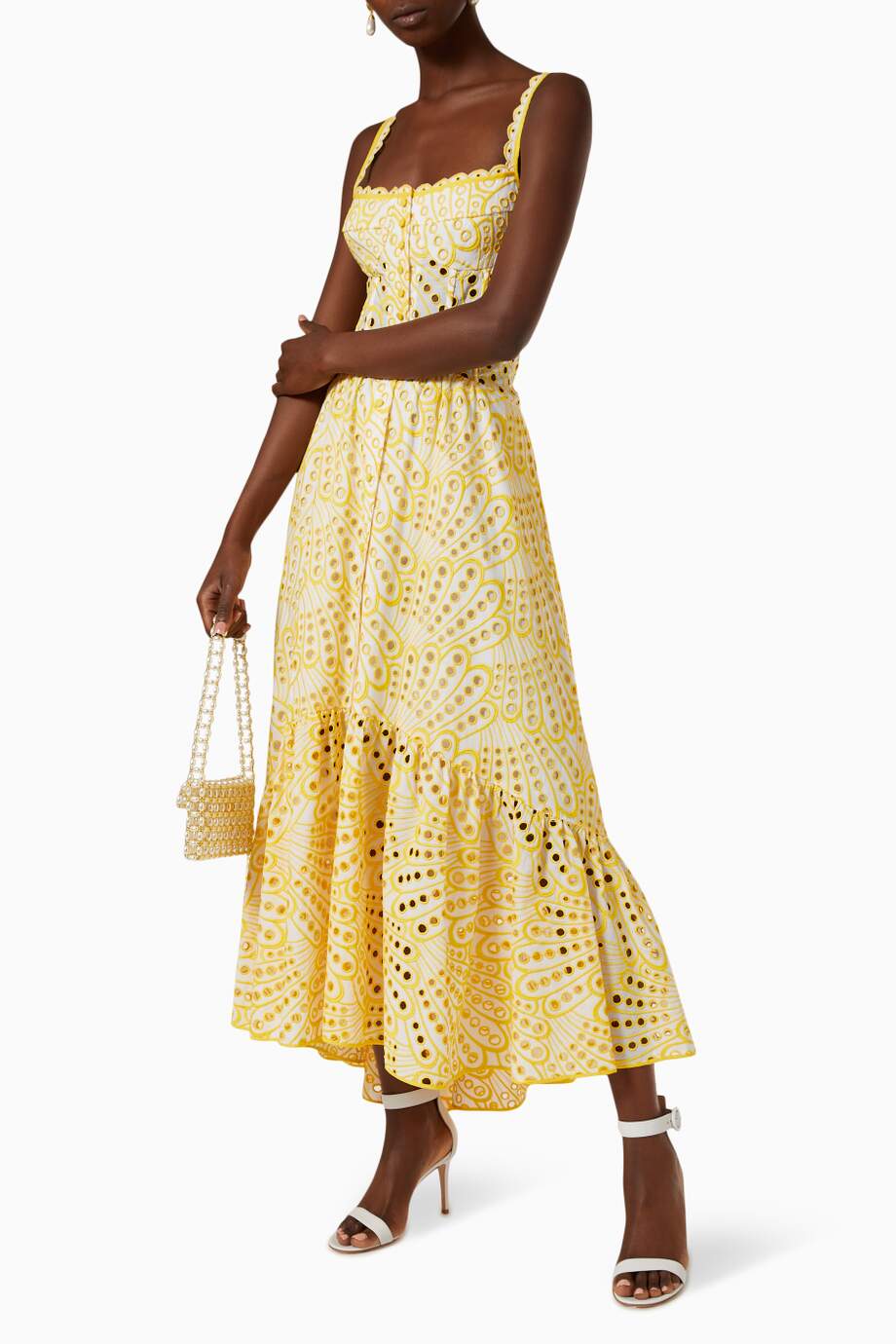 Beautifully Finished Dress in a Timeless Design