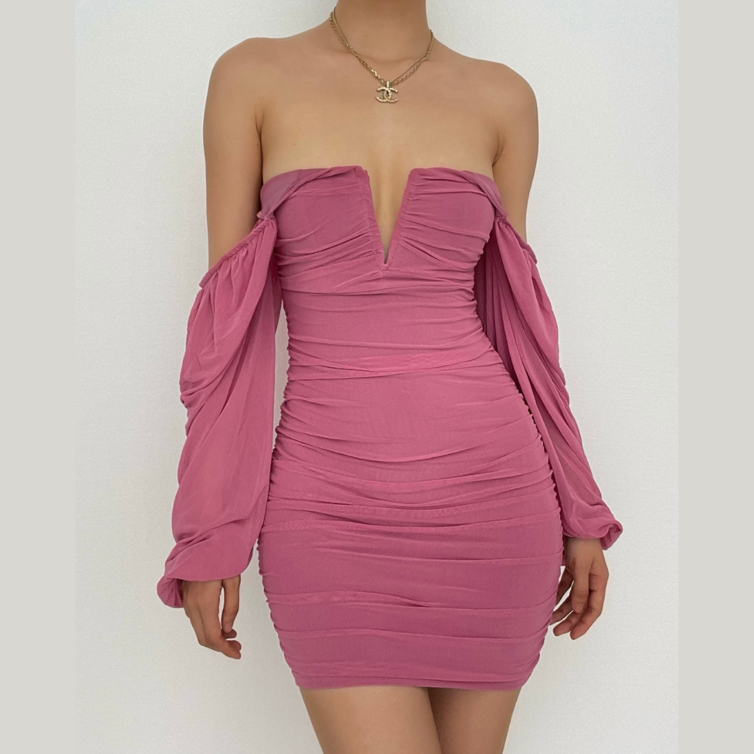 Gracefully Styled Dress for Any Occasion