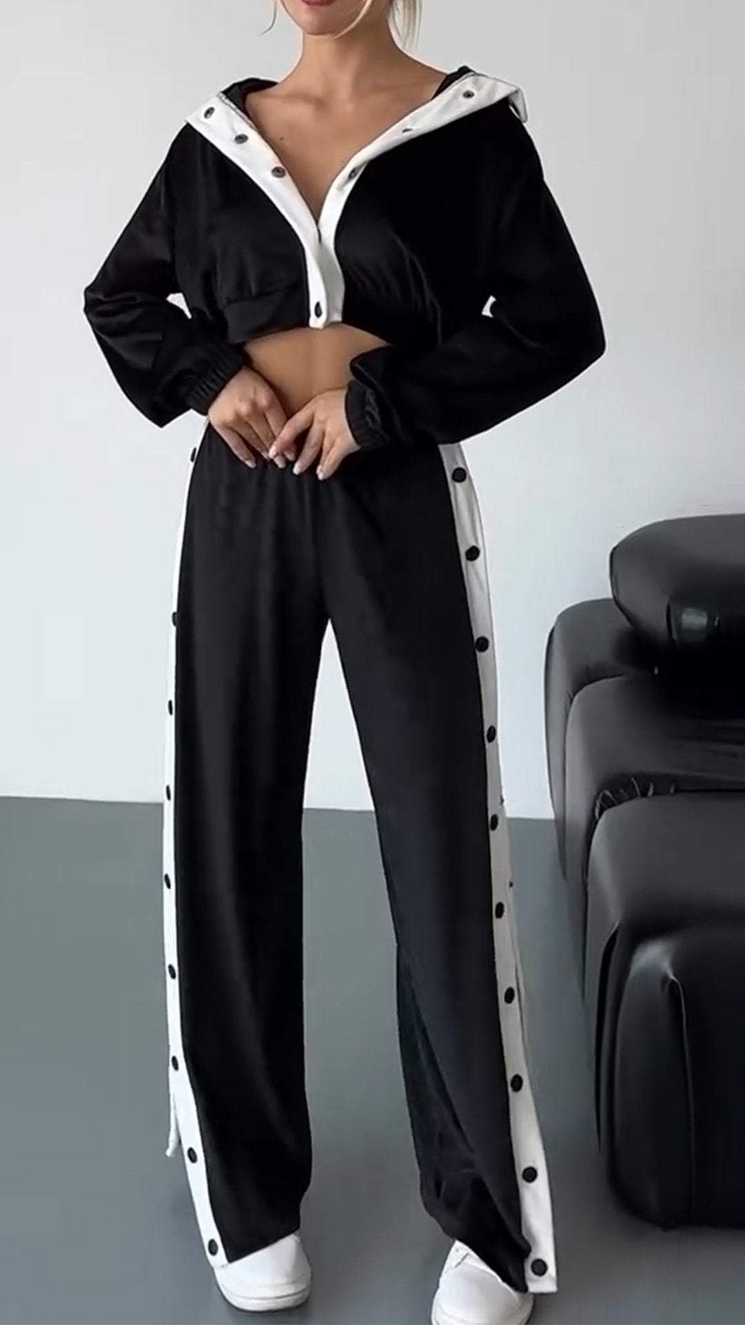 Beautifully Finished Garment in a Timeless Design