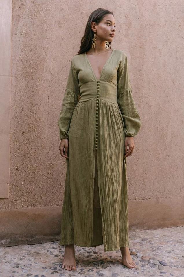 Elegantly Styled Dress for Everyday Wear