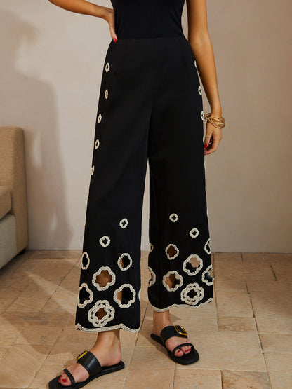 Sophisticated Pants with a Clean Classic Look