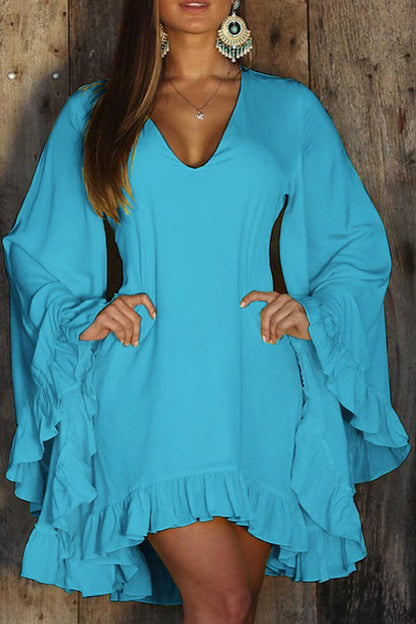 Classic Vintage Pullover with a Flattering Fit