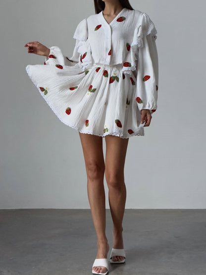Sophisticated Garment with a Clean Classic Look