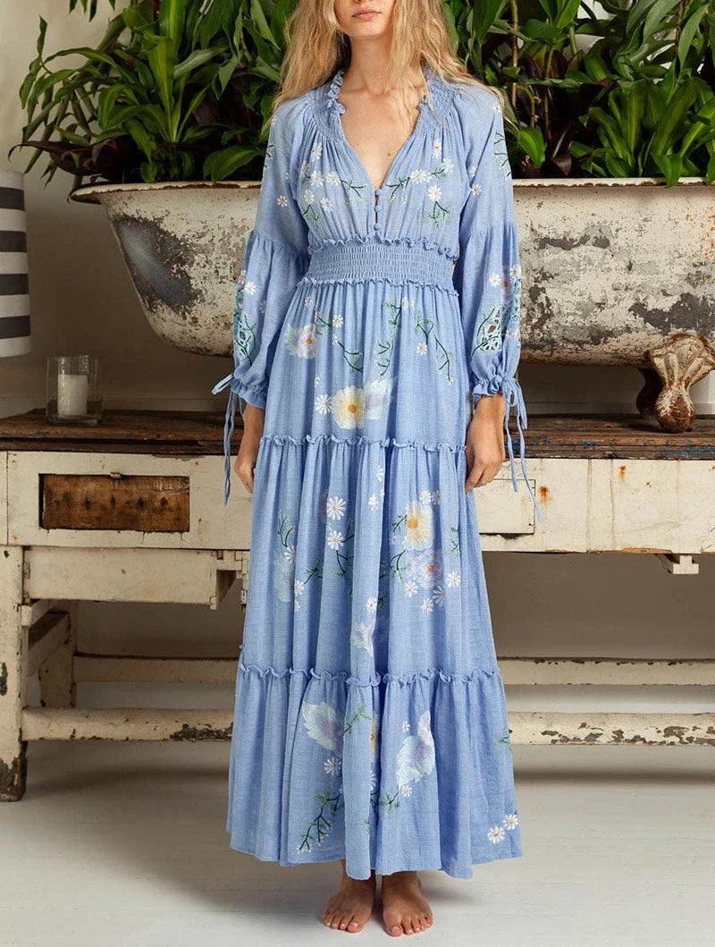 Beautifully Crafted Dress in a Classic Style