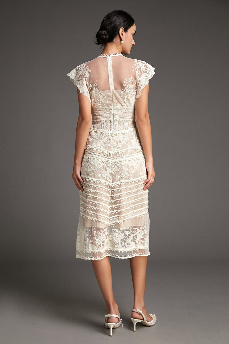 Polished Dress with an Effortless Classic Look