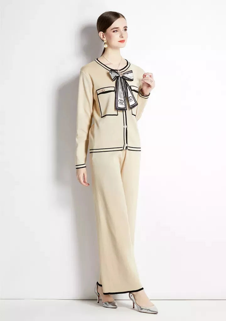 Well Tailored Cardigan with a Graceful Silhouette