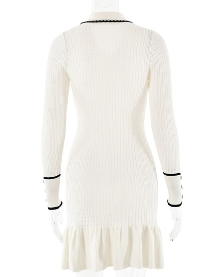 Well Tailored Sweater with a Graceful Silhouette