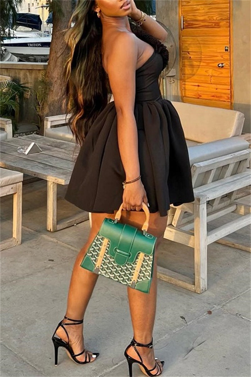 Sophisticated Dress with a Clean Classic Look