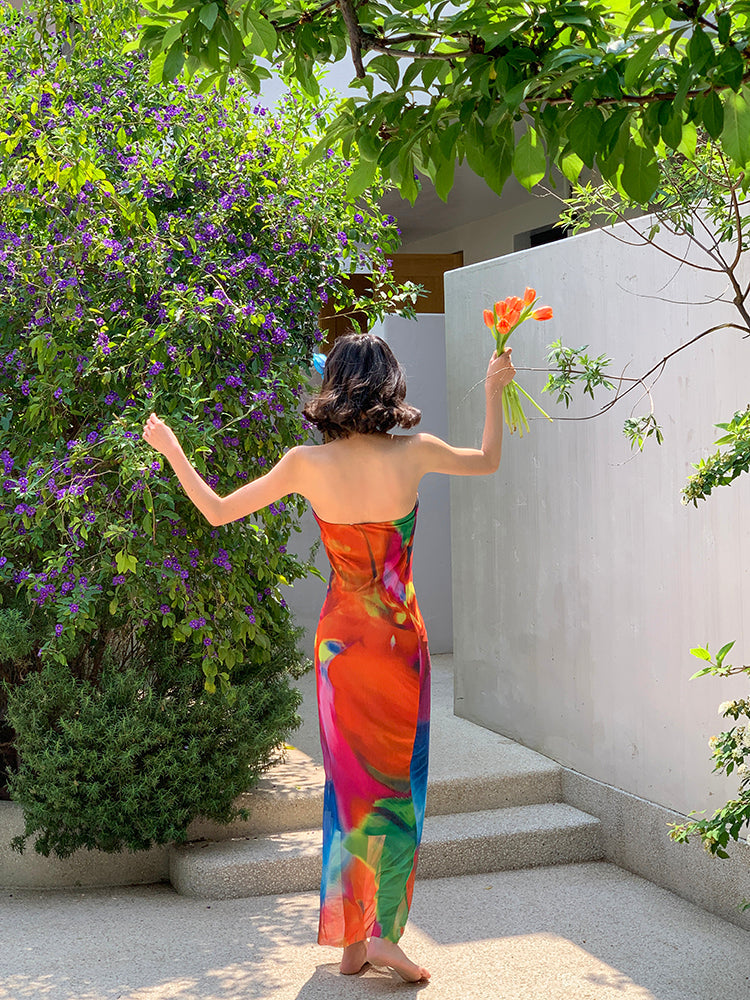 A Vintage Style Dress with Delicate Timeless Details