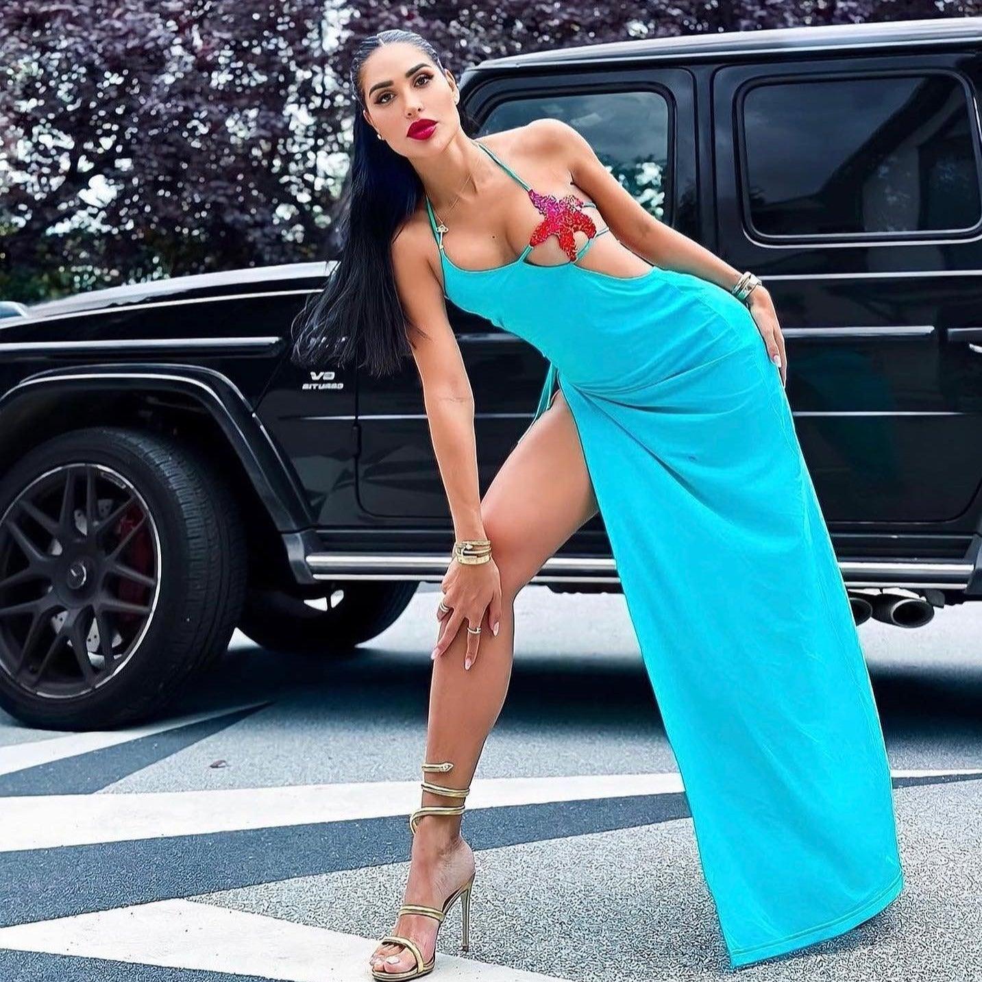 Sophisticated Dress with a Clean Classic Look