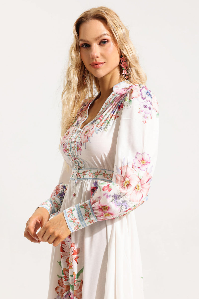 Gracefully Styled Dress for Any Occasion