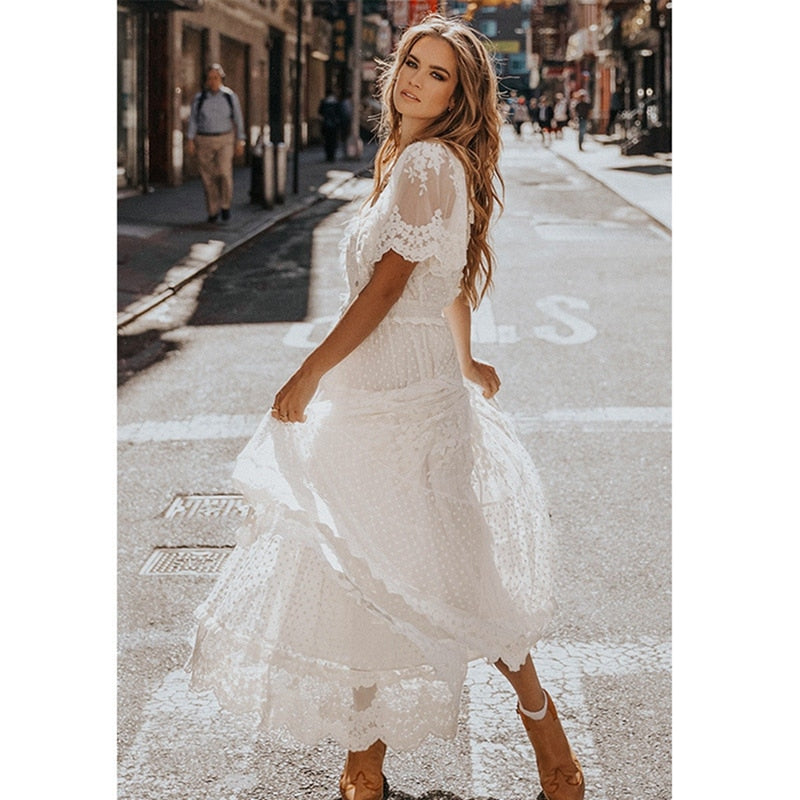 Beautifully Crafted Dress in a Classic Style