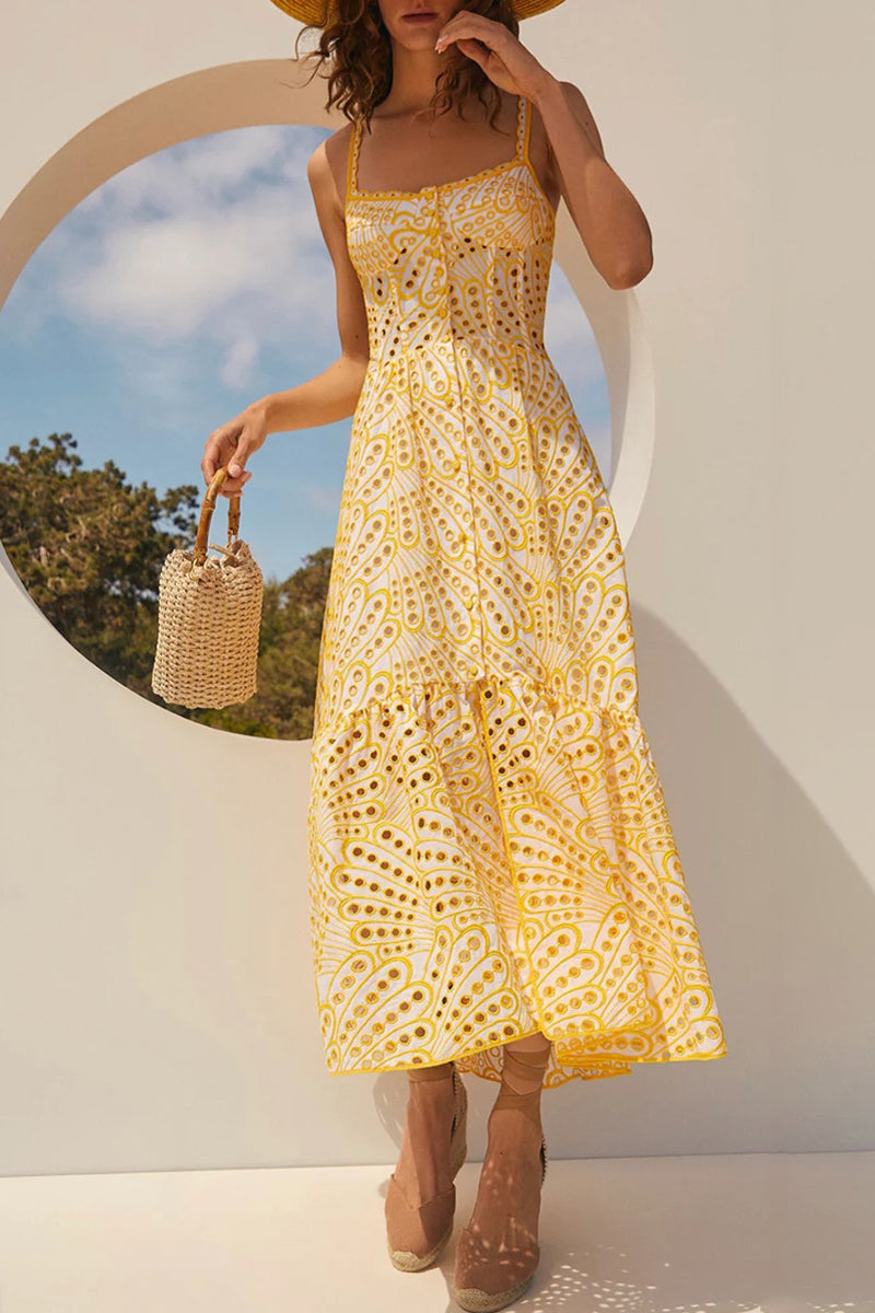 Beautifully Crafted Dress in a Classic Style