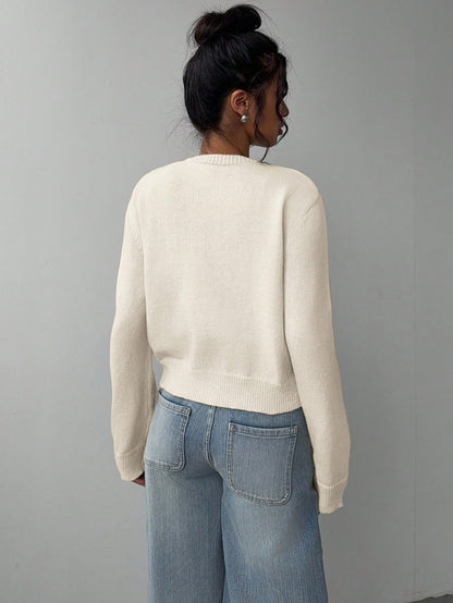 Gracefully Styled Cardigan for Any Occasion
