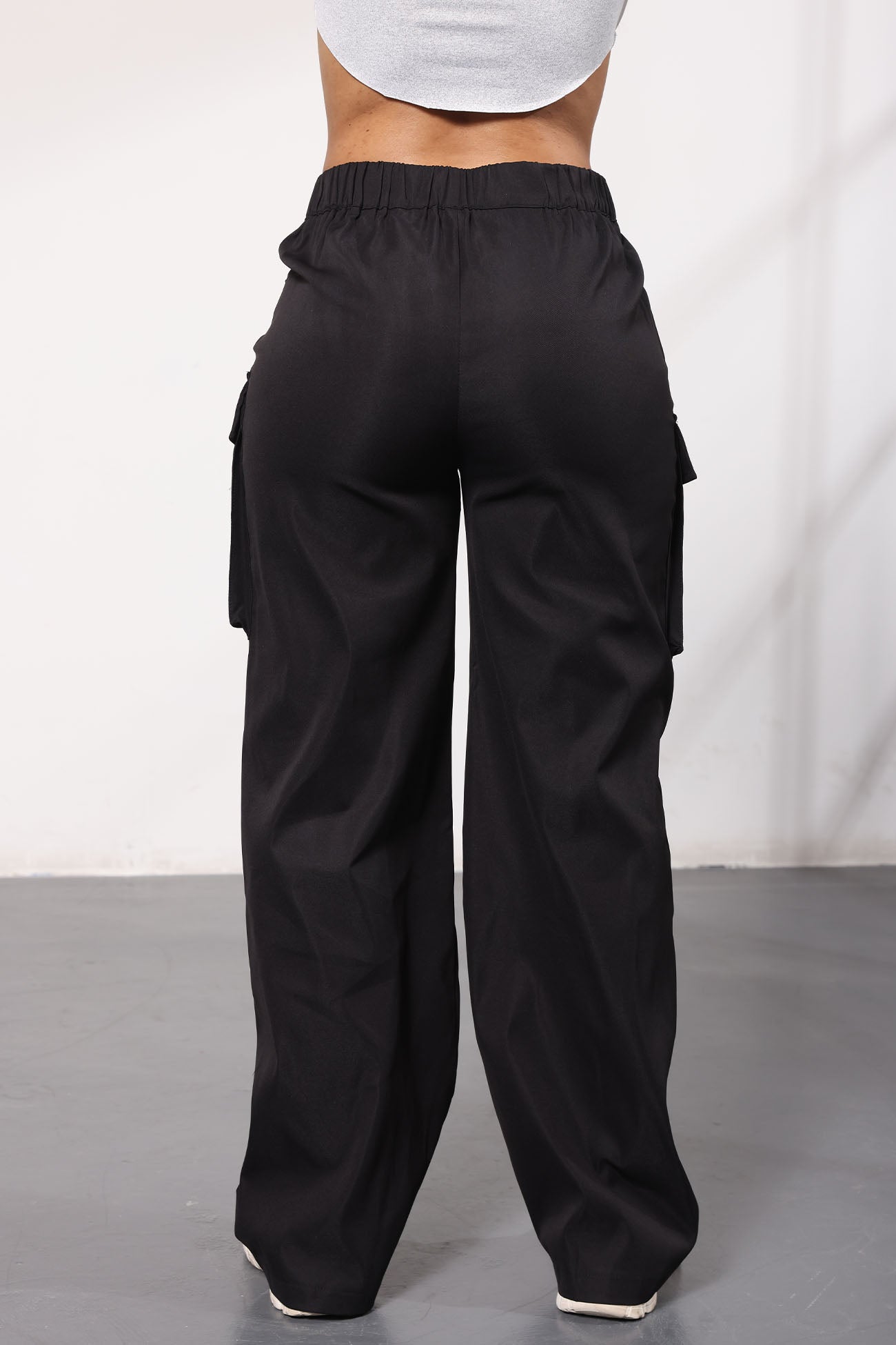 Gracefully Styled Pants for Any Occasion