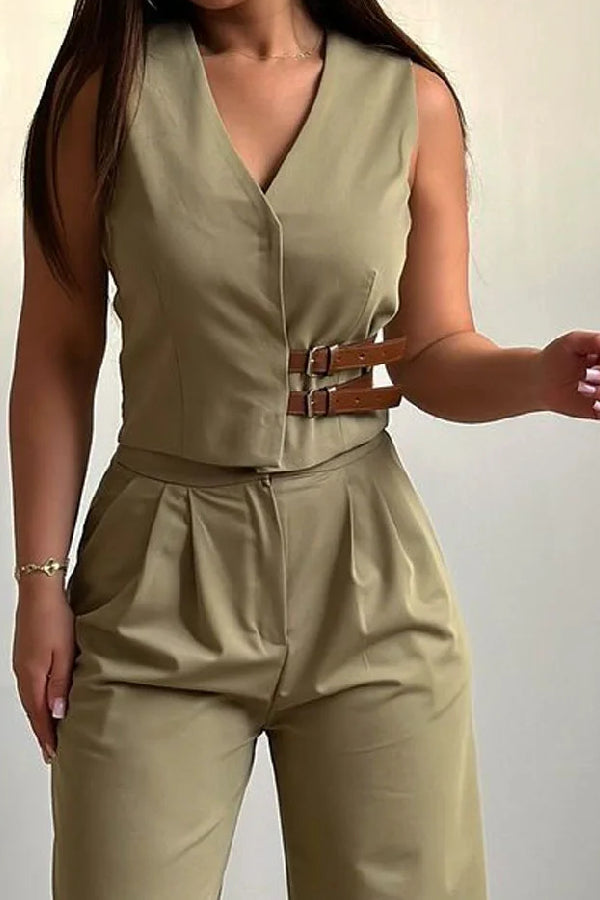 Effortlessly Elegant Pants with a Timeless Design