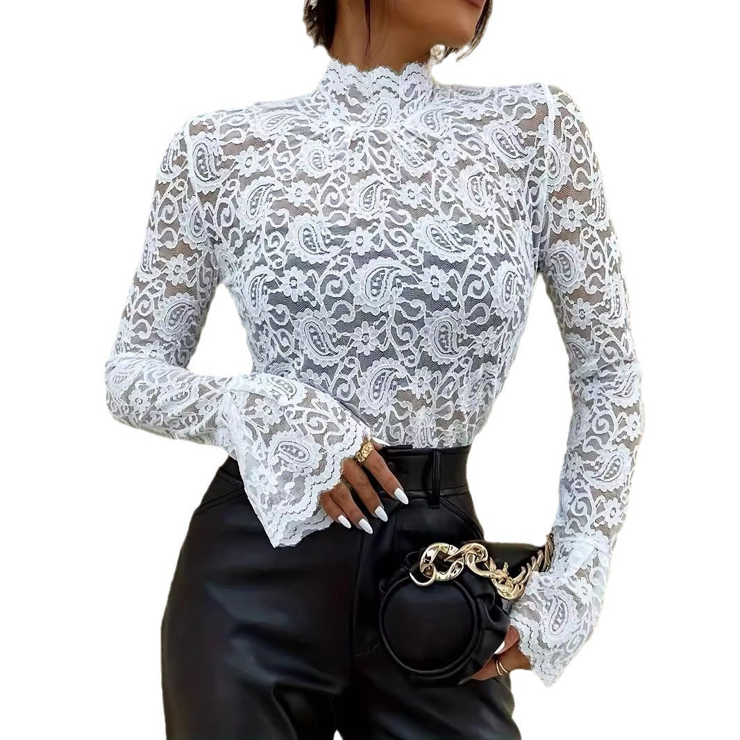 Well Tailored Top with a Graceful Silhouette