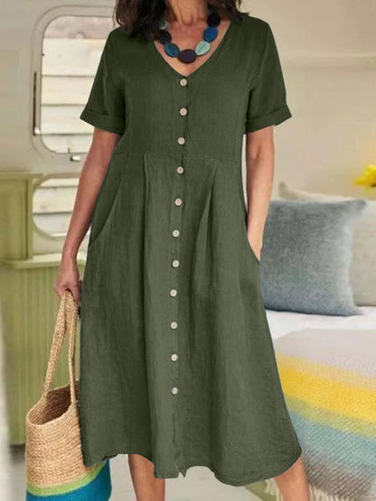 Sophisticated Dress with a Clean Classic Look