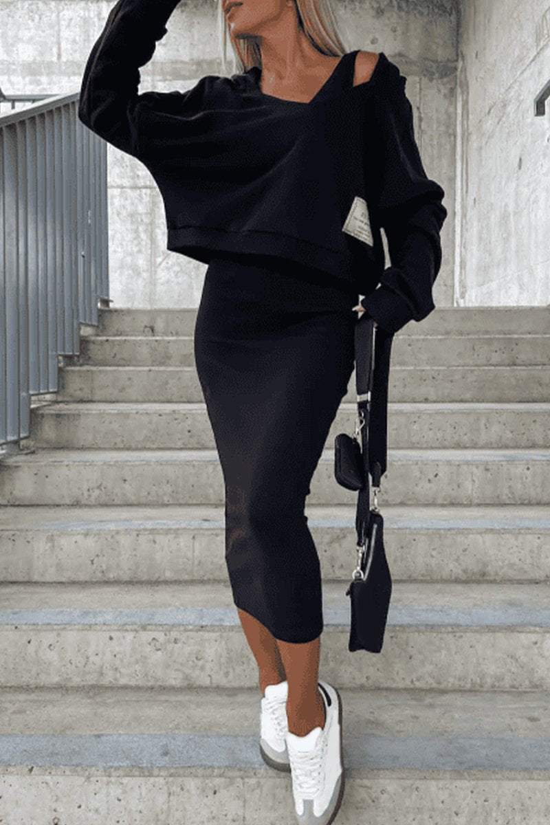 Classic Vintage Sweater with a Flattering Fit