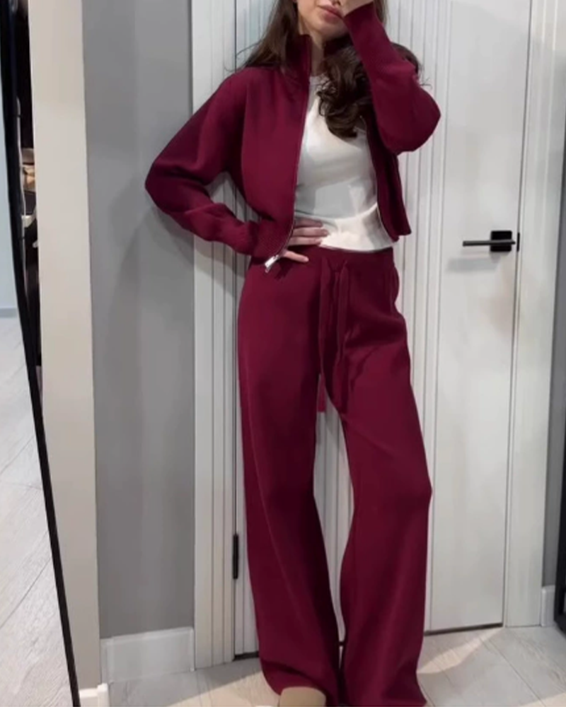 Effortlessly Elegant Blouse with a Timeless Design