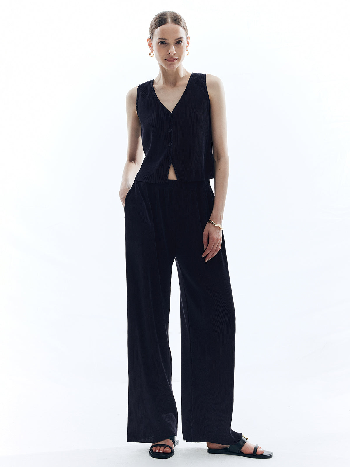Beautifully Crafted Pants in a Classic Style