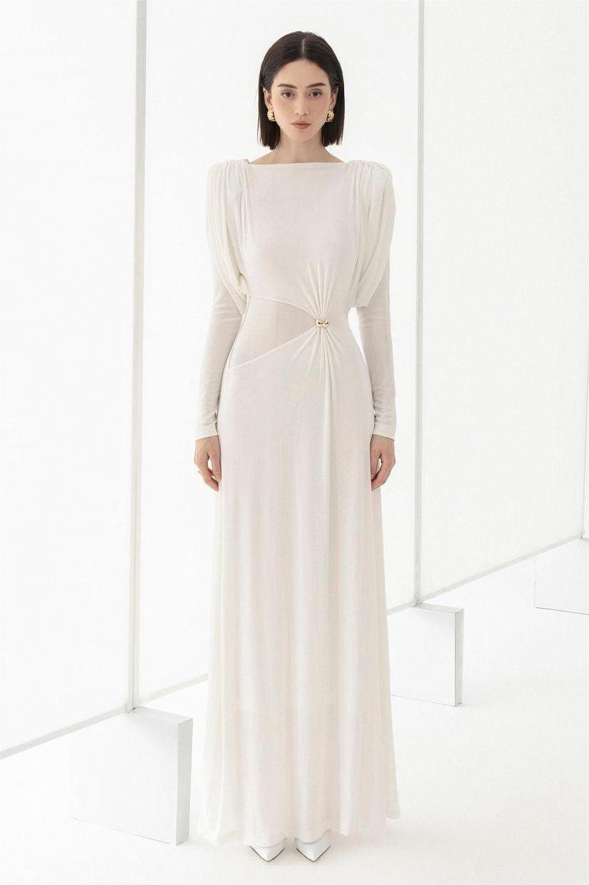 Gracefully Styled Dress for Any Occasion