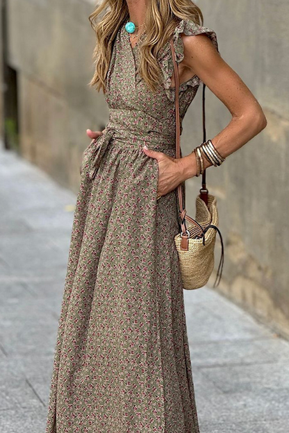 Classic Vintage & Enduringly Stylish Dress