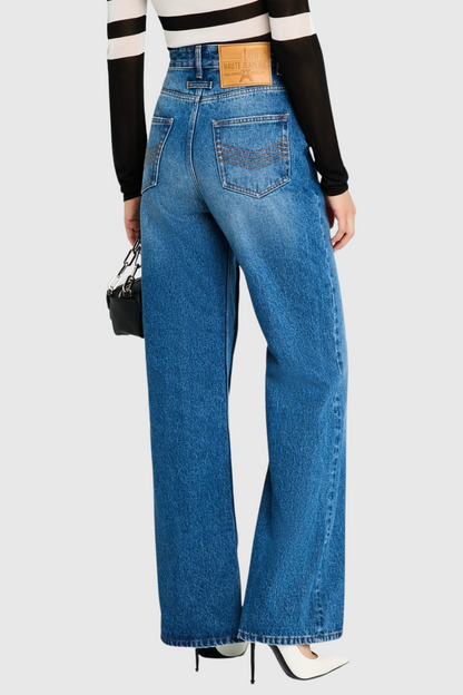 Well Tailored Garment with a Graceful Silhouette