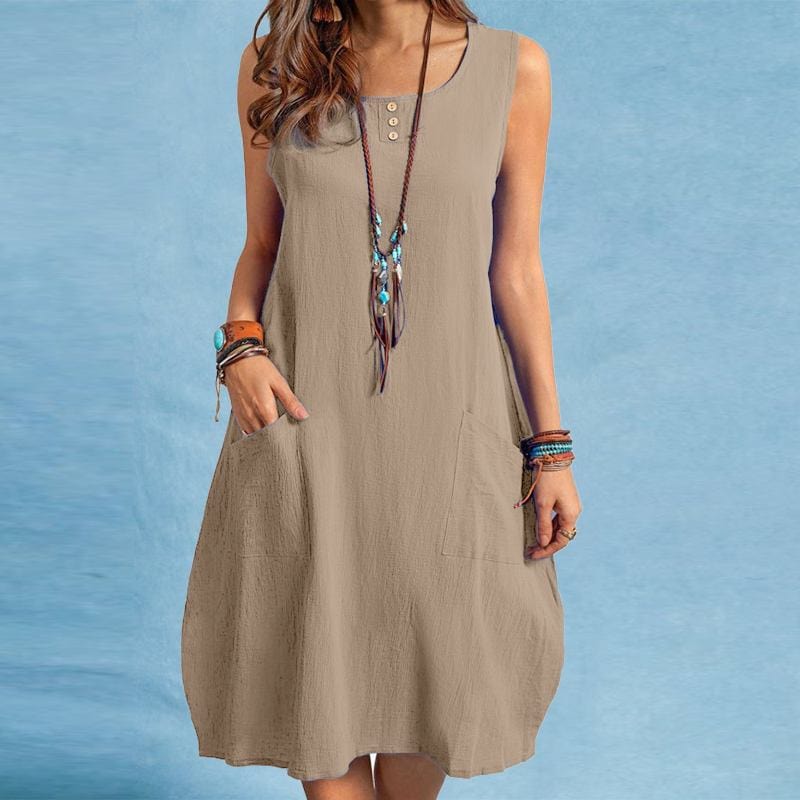 A Vintage Style Dress with Delicate Timeless Details