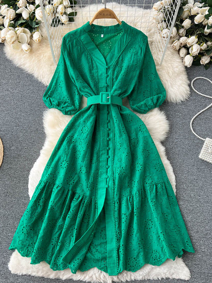 Classic Vintage & Enduringly Stylish Dress