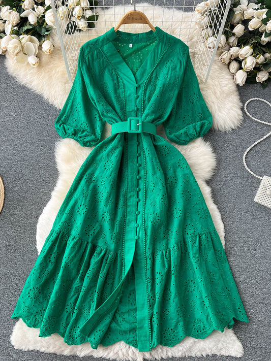 Classic Vintage & Enduringly Stylish Dress