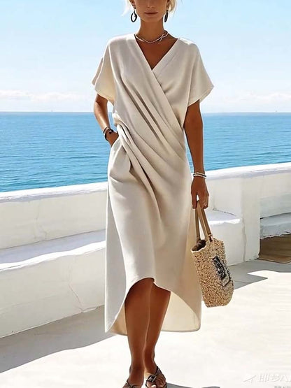 Effortlessly Elegant Dress with a Timeless Design