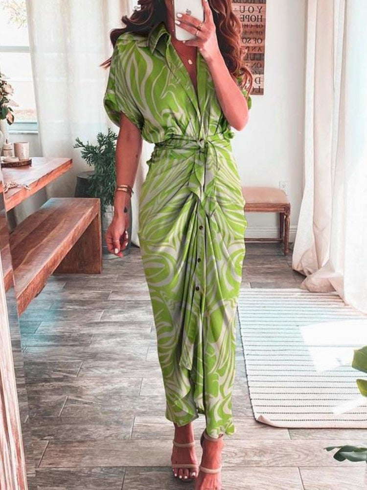 Effortlessly Elegant Dress with a Timeless Design