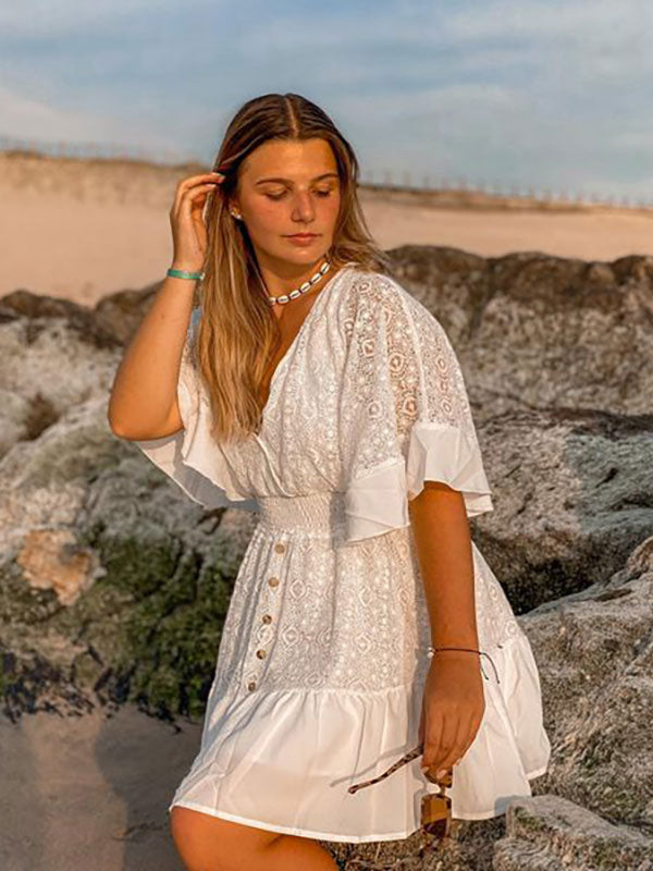Sophisticated Dress with a Clean Classic Look