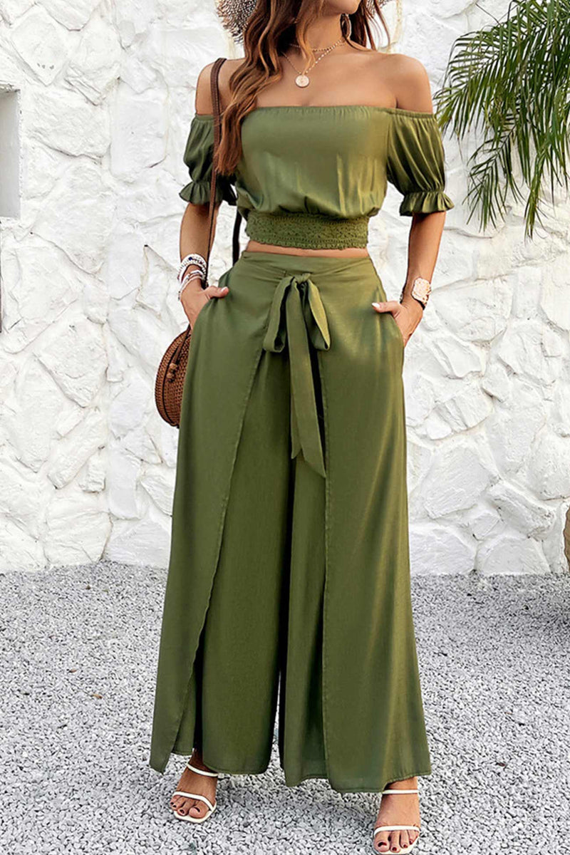 Sophisticated Pants with a Clean Classic Look