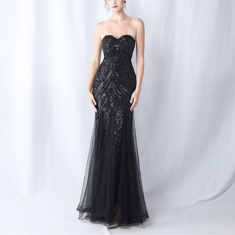 Sophisticated Dress with a Clean Classic Look