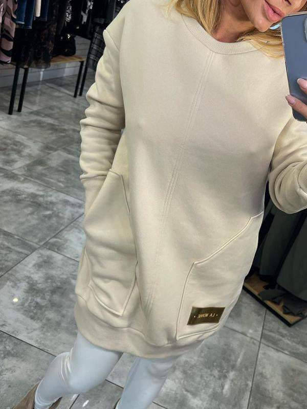 Classic Vintage Sweater with a Flattering Fit