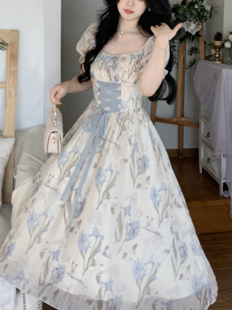 Classic Vintage & Enduringly Stylish Dress