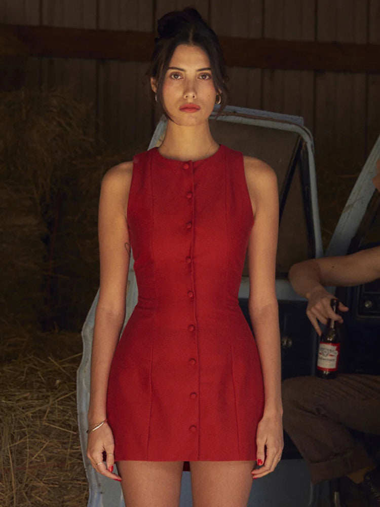 Beautifully Crafted Dress in a Classic Style