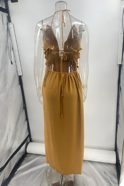 Beautifully Finished Dress in a Timeless Design